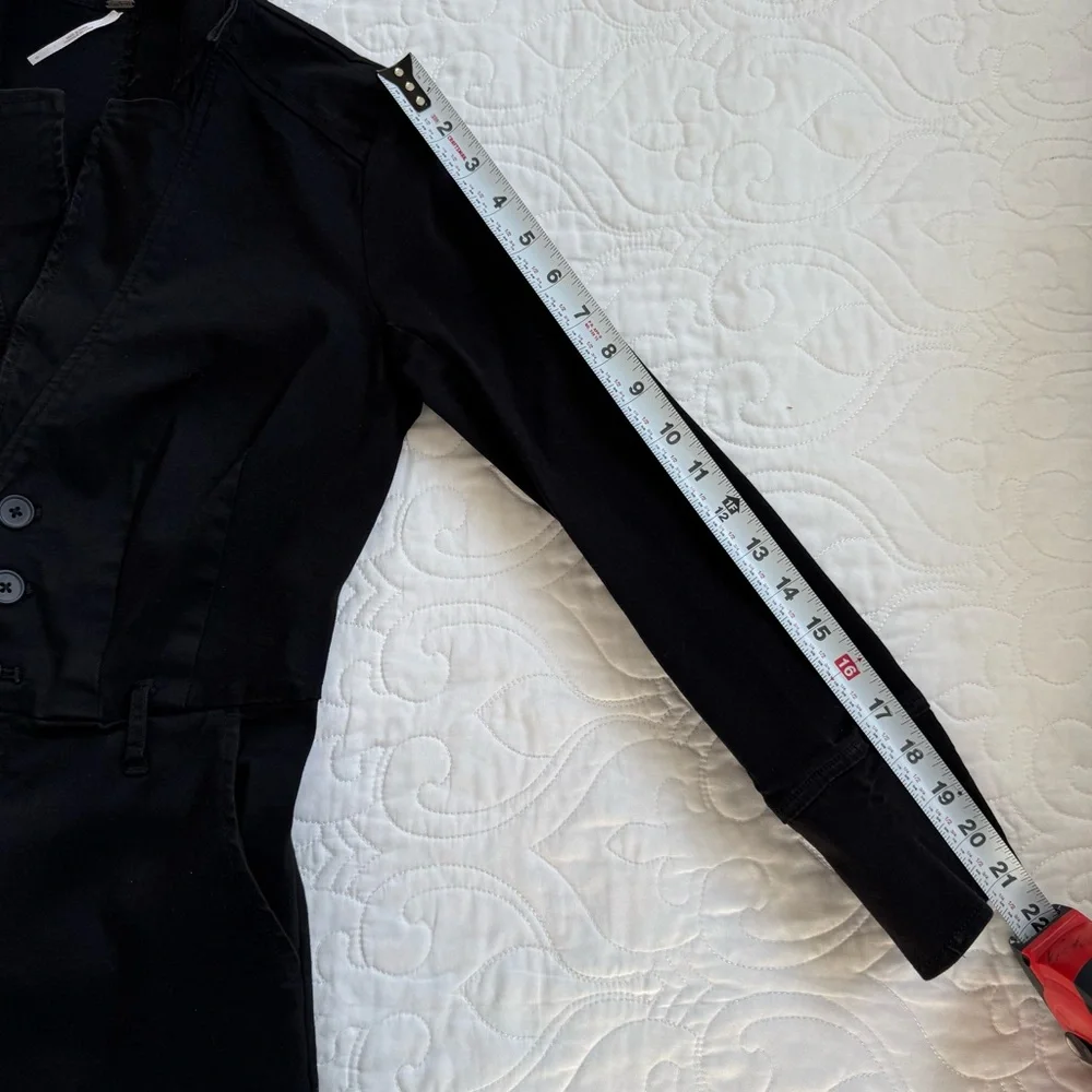 Free People Take Me Out Sleek Black Long Sleeve Stretch Jumpsuit Women's‎ 0 EUC